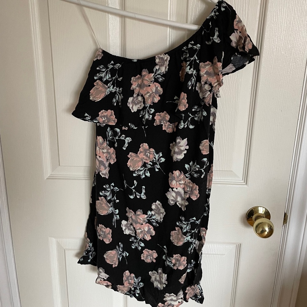 Ruffle One-Shoulder Dress